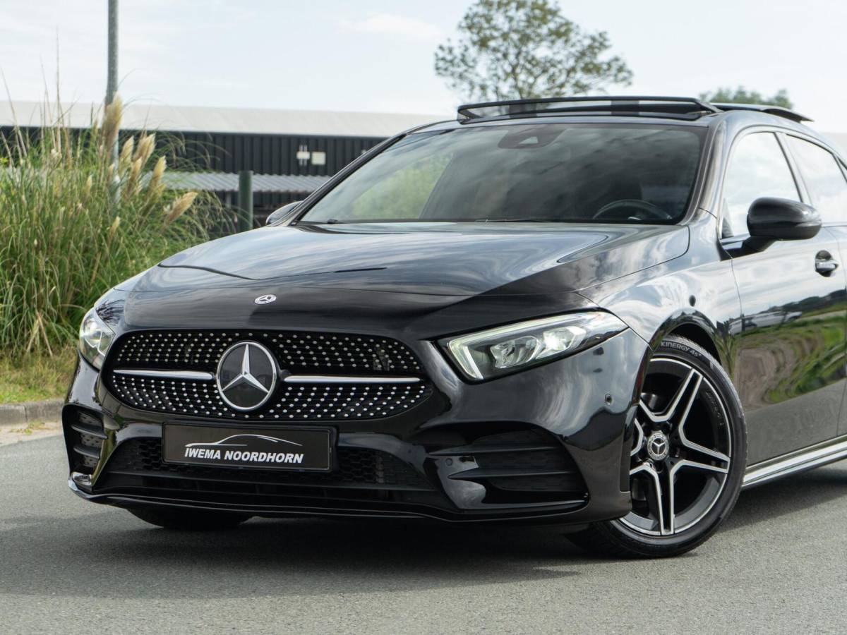 Mercedes-Benz A-Klasse Mercedes A-klasse 200 Premium Plus|Panoramadak|AMG Pakket|Night pakket|Stoelverwarming|Sfeerverlichting|Lane assist|