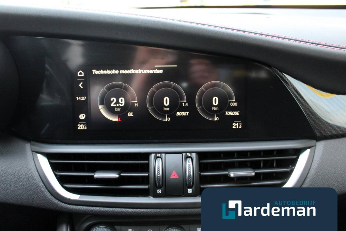 Alfa Romeo Giulia Alfa Romeo Giulia 2.9 V6 Quadrifoglio H/K Driver assist.