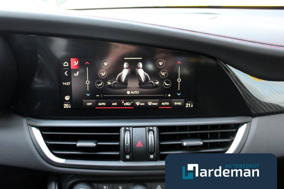 Alfa Romeo Giulia Alfa Romeo Giulia 2.9 V6 Quadrifoglio H/K Driver assist.