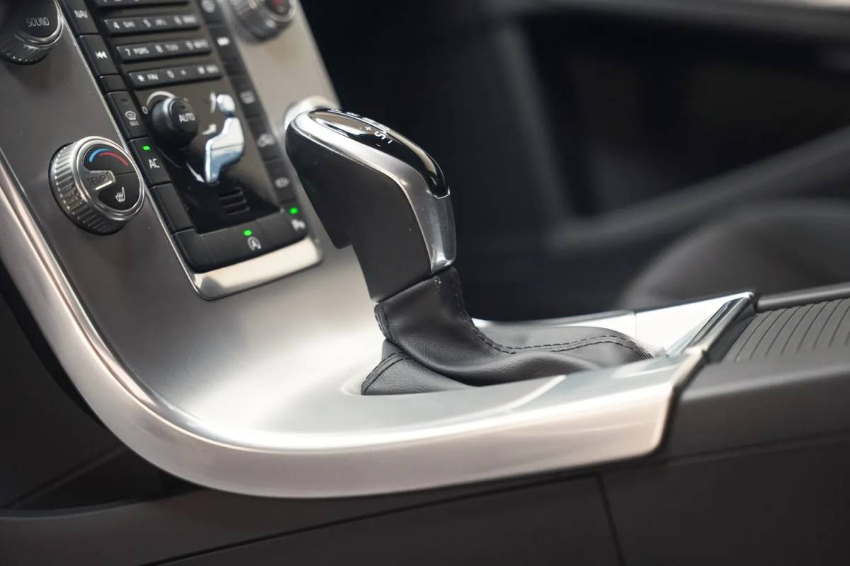 Volvo V60 Volvo V60 1.5 T2 Nordic+ Aut. [ Xenon Trekhaak Stoelverwarming ]