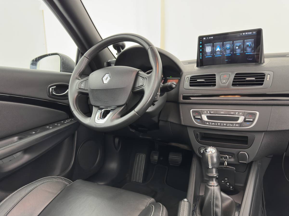 Renault Mégane Renault Mégane Coupé-Cabriolet 1.2 TCe Privilège *LEATHER | HEATED-SPORTSEATS | CARPLAY | KEYLESS | ECC | PDC | CRUISE | 17”ALU*