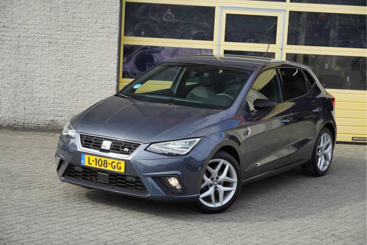 SEAT Ibiza SEAT Ibiza 1.0 TSI 5drs FR Business Intense Plus BJ2021 Lmv 17″ | Led V+A | Pdc | Achteruitrijcamera | App-Connect | Navi | Virtual cockpit | Climate control | Cruise control | Sportstoelen | Verwarmde voorstoelen | Zwarte hemel | Extra getint glas