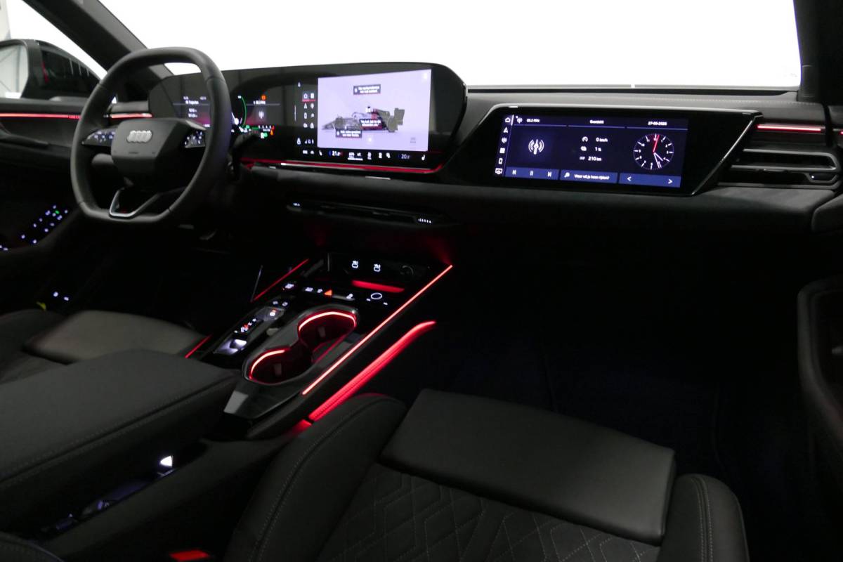 Audi A6 Audi A6 Avant 2.0 e-hybrid S edition / Maxton Design Bodykit V.2 / Panoramadak / Achterasbesturing / MMI Passenger Display / Carbon interieurdelen / S Sportstoelen / Tech plus / Bang & Olufsen 3D Sound / Stoelverwarming / Matrix LED / Ambienteverlichting / 21” LMV / Apple Carplay – Android Auto / Sport-Chassis