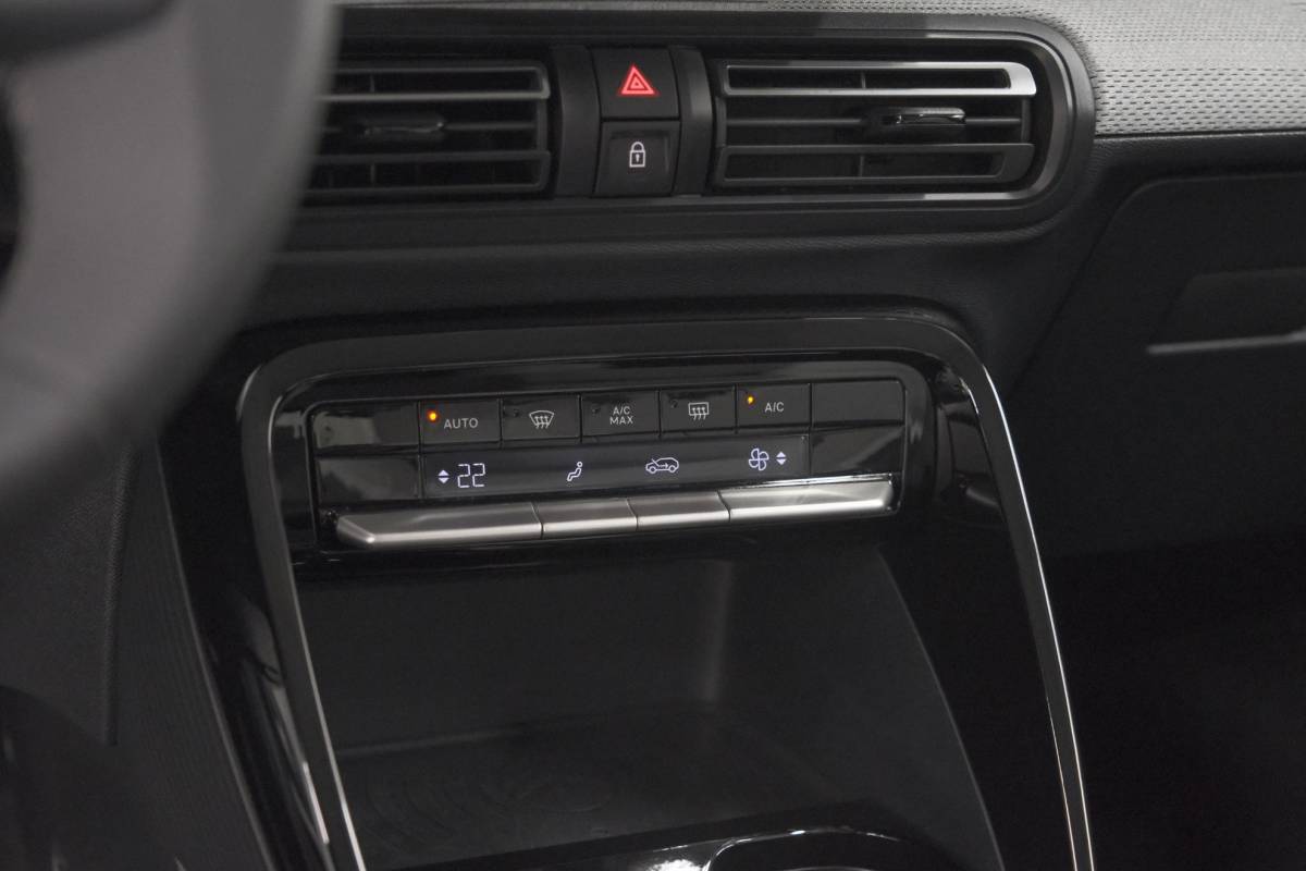 Citroën ë-C3 Citroen Ë-C3 Max 113pk 44 kWh | 96,1% SOH | 11 KW Lader | Camera | Apple Carplay | Parkeersensoren