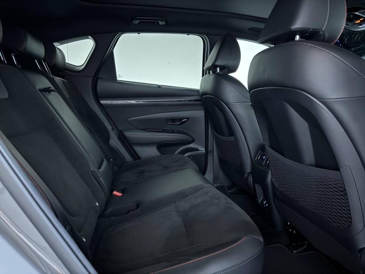 Hyundai Tucson Hyundai Tucson 1.6 T-GDI HEV N Line Sky Pano 360º Carplay Memory