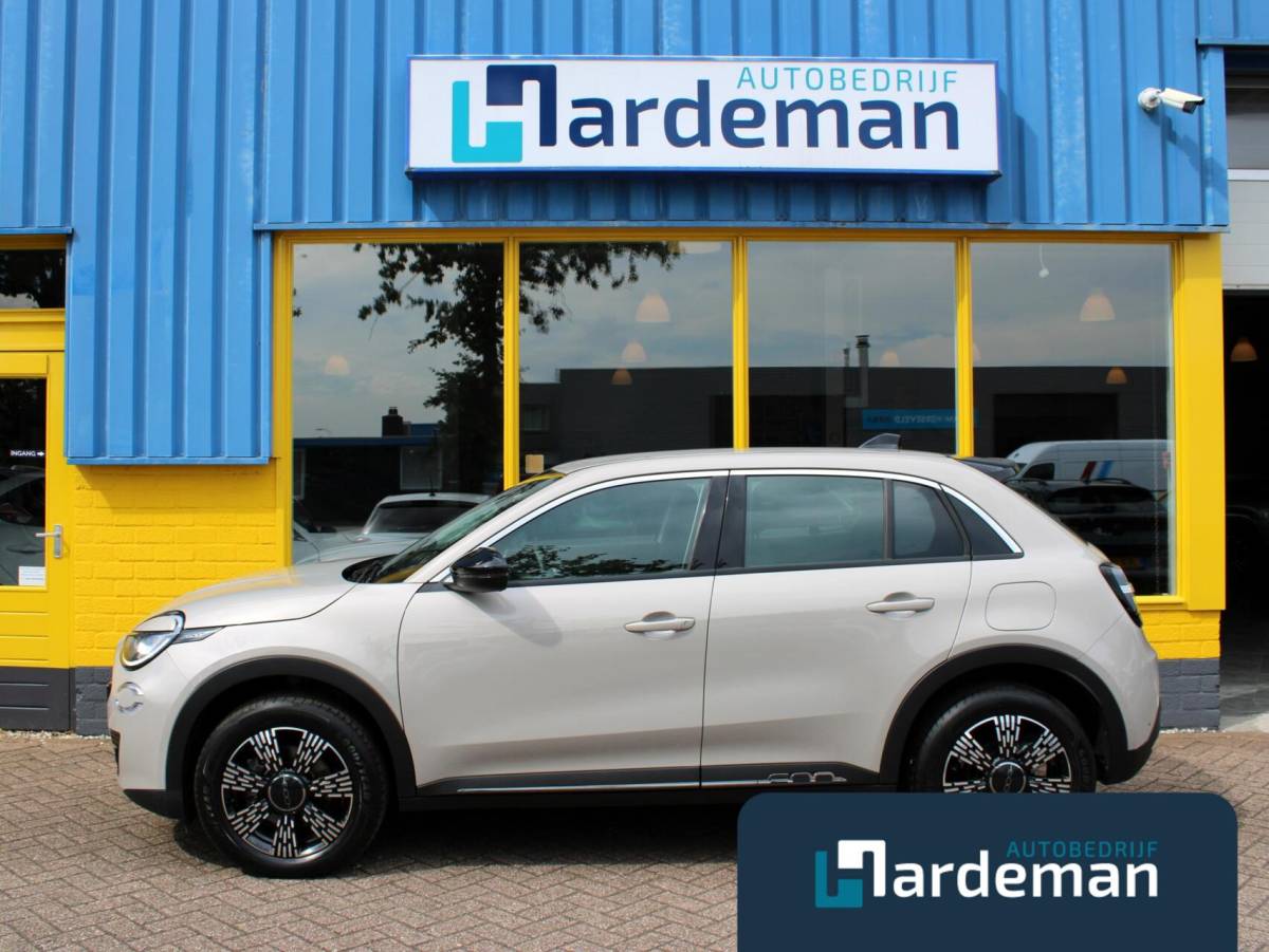Fiat 600 Fiat 600 1.2 Hybrid Urban