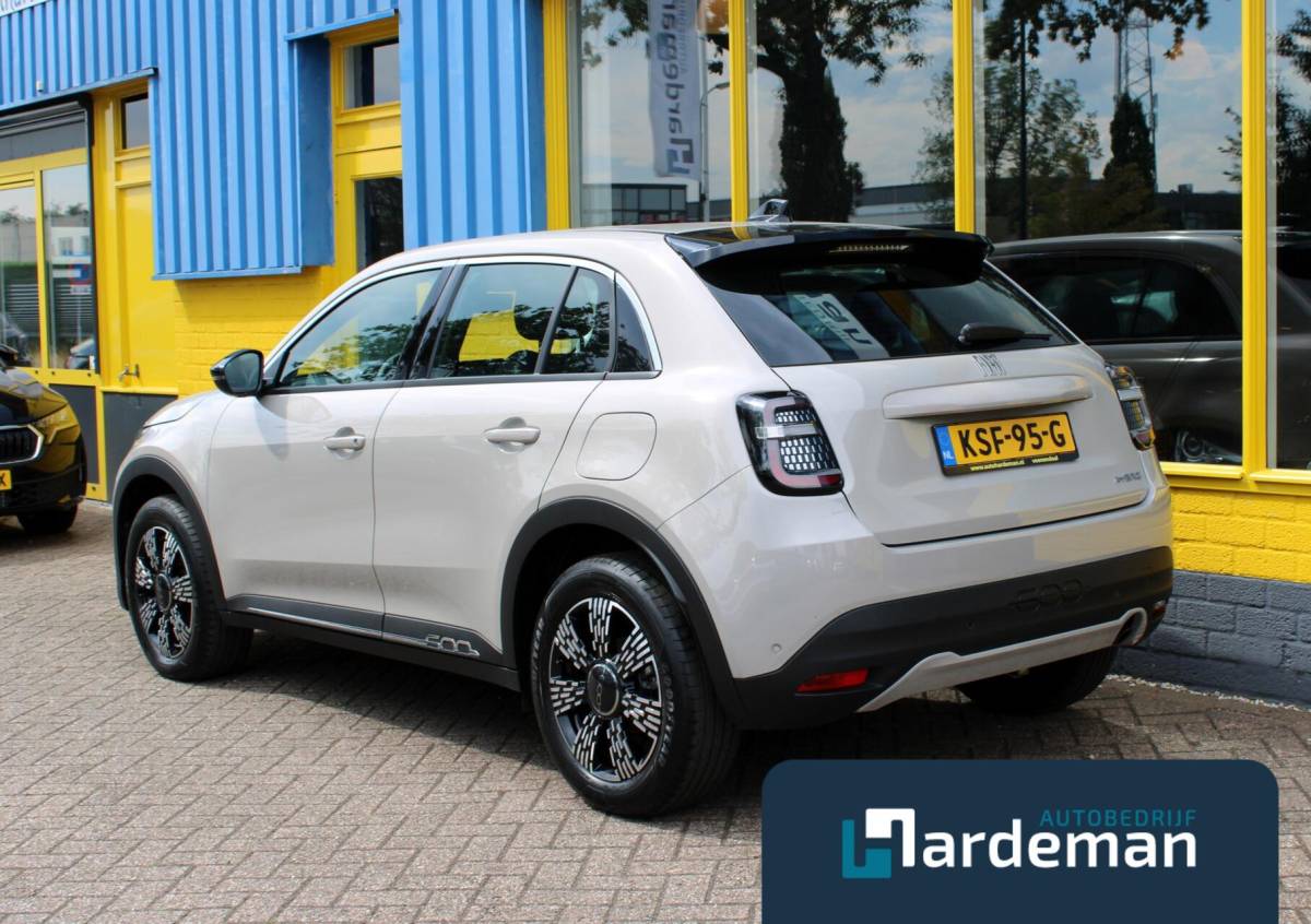 Fiat 600 Fiat 600 1.2 Hybrid Urban