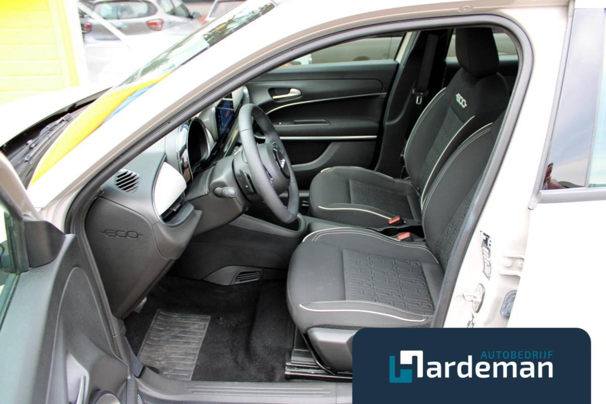 Fiat 600 Fiat 600 1.2 Hybrid Urban