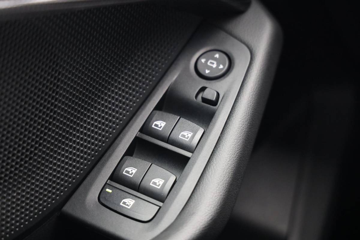 BMW 2 Serie BMW 2-serie Gran Coupé 218i Business Edition Plus|Automaat|Carplay|Full LED|Camera
