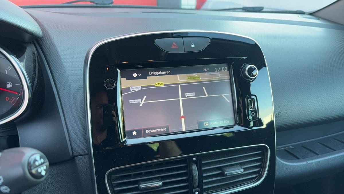 Renault Clio Renault Clio 0.9 TCe Limited TREKHAAK / NAVI / KEYLESS / AIRCO / PDC / BLUETOOTH / CRUISE / DAB+ / NL-AUTO