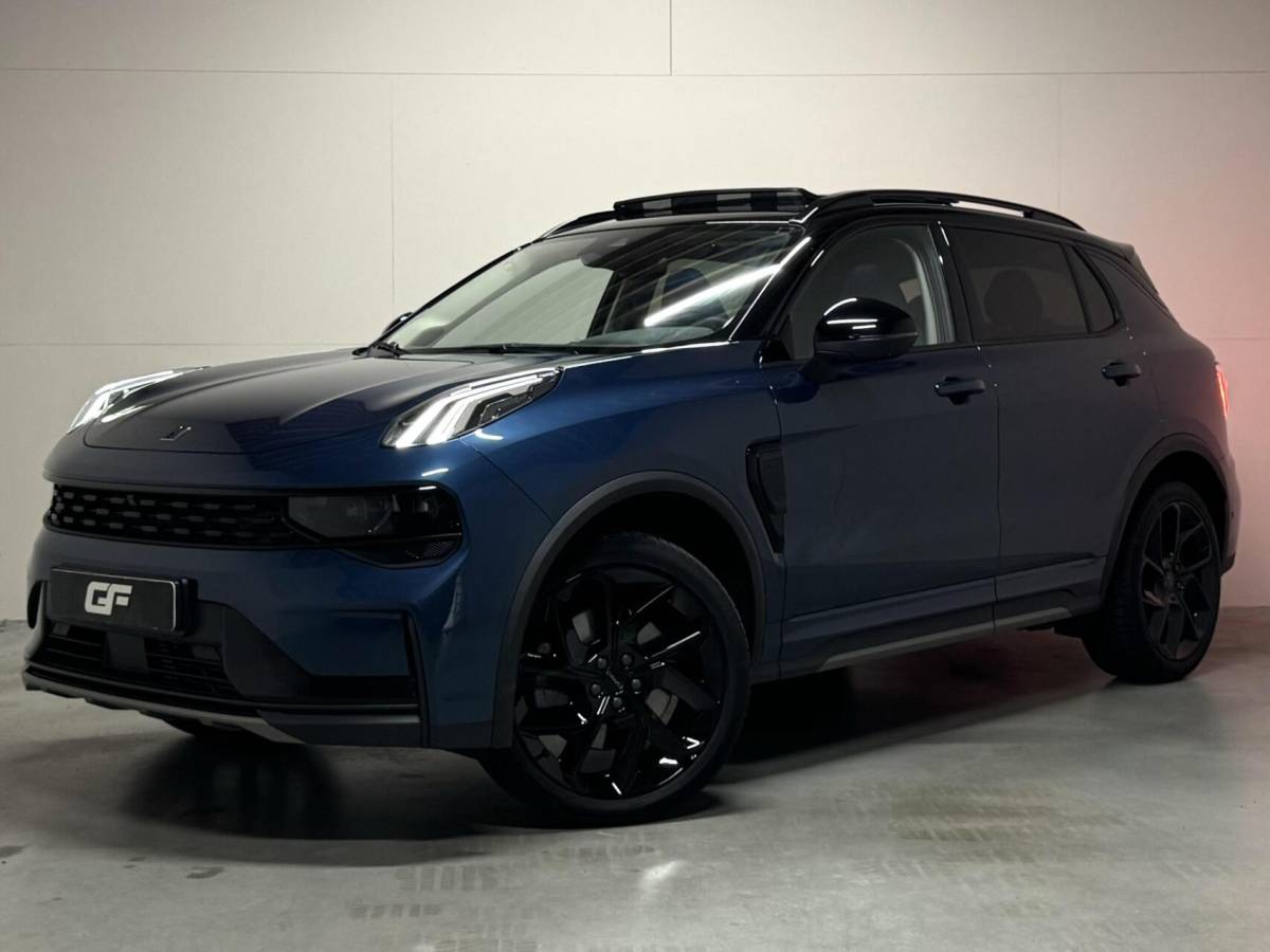 Lynk & Co 01 Lynk & Co 01 1.5 Plug-in Black Edition Pano Sfeer. CarPlay