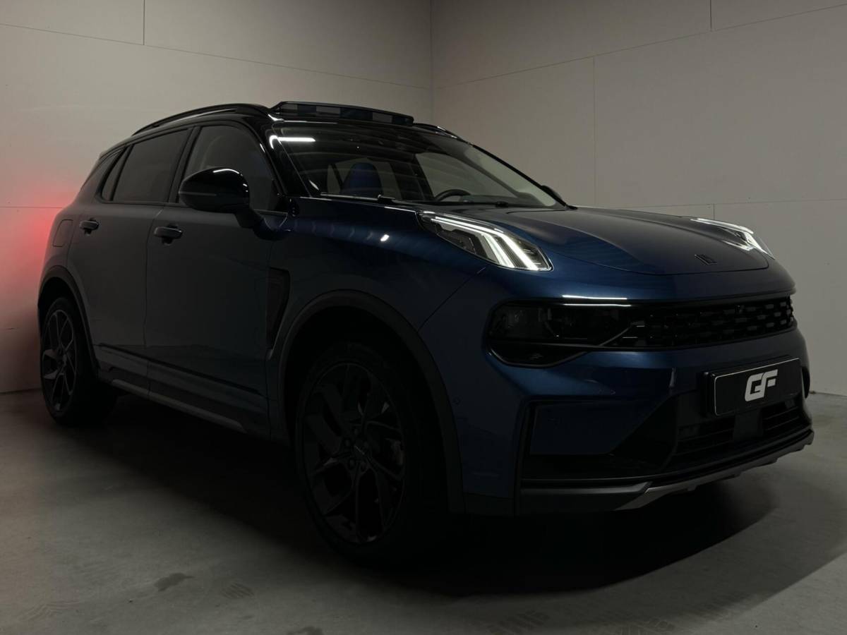Lynk & Co 01 Lynk & Co 01 1.5 Plug-in Black Edition Pano Sfeer. CarPlay