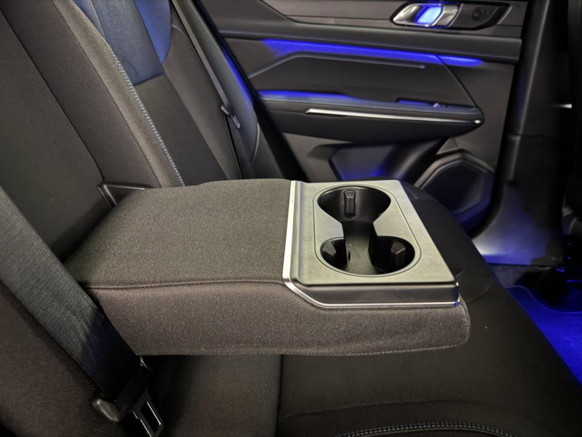 Lynk & Co 01 Lynk & Co 01 1.5 Plug-in Black Edition Pano Sfeer. CarPlay