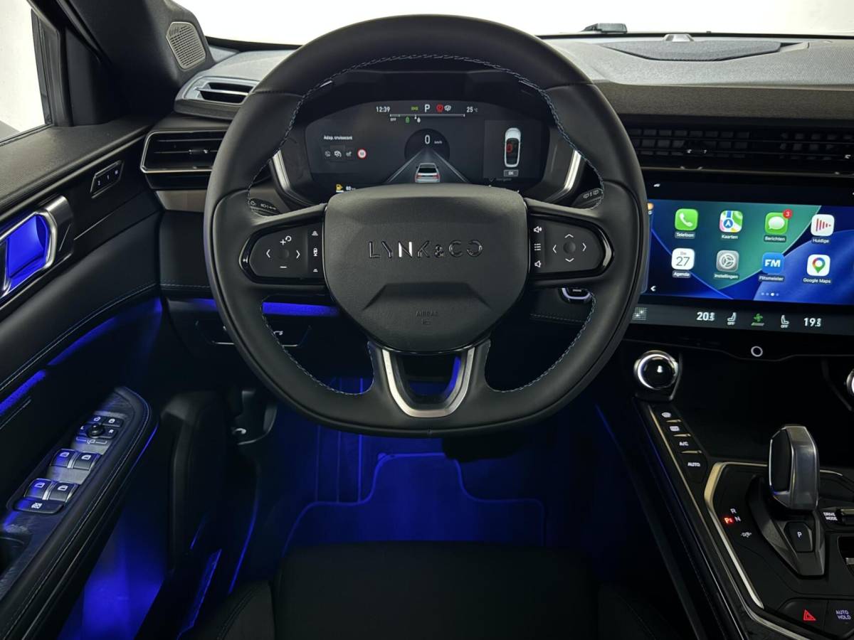 Lynk & Co 01 Lynk & Co 01 1.5 Plug-in Black Edition Pano Sfeer. CarPlay