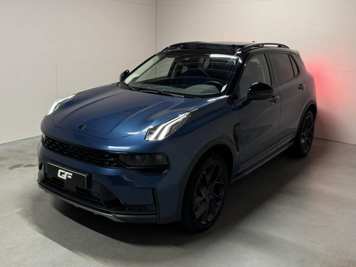 Lynk & Co 01 Lynk & Co 01 1.5 Plug-in Black Edition Pano Sfeer. CarPlay