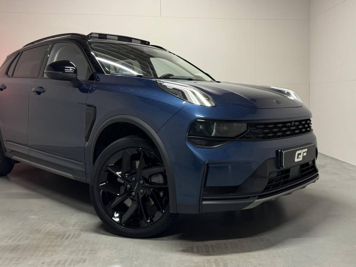 Lynk & Co 01 Lynk & Co 01 1.5 Plug-in Black Edition Pano Sfeer. CarPlay