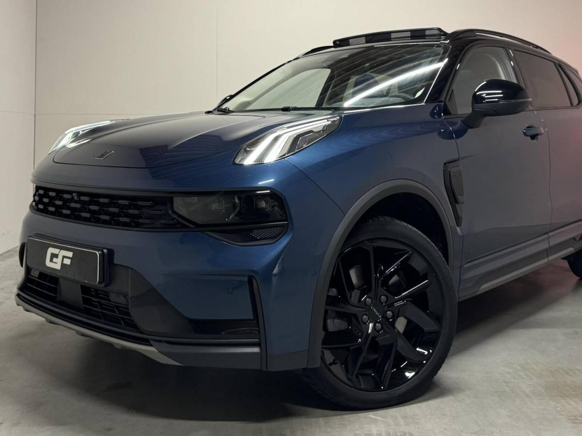 Lynk & Co 01 Lynk & Co 01 1.5 Plug-in Black Edition Pano Sfeer. CarPlay