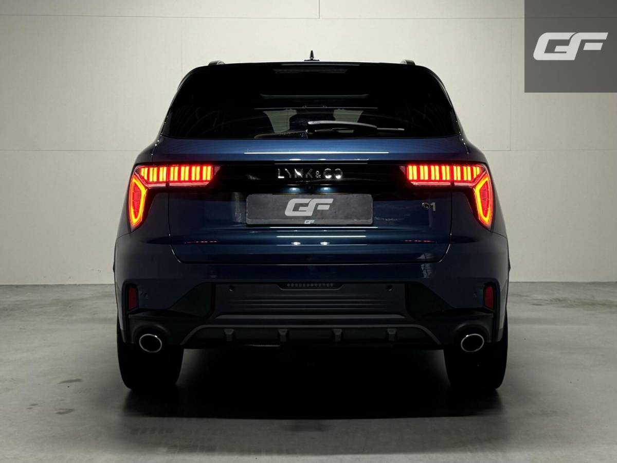 Lynk & Co 01 Lynk & Co 01 1.5 Plug-in Black Edition Pano Sfeer. CarPlay