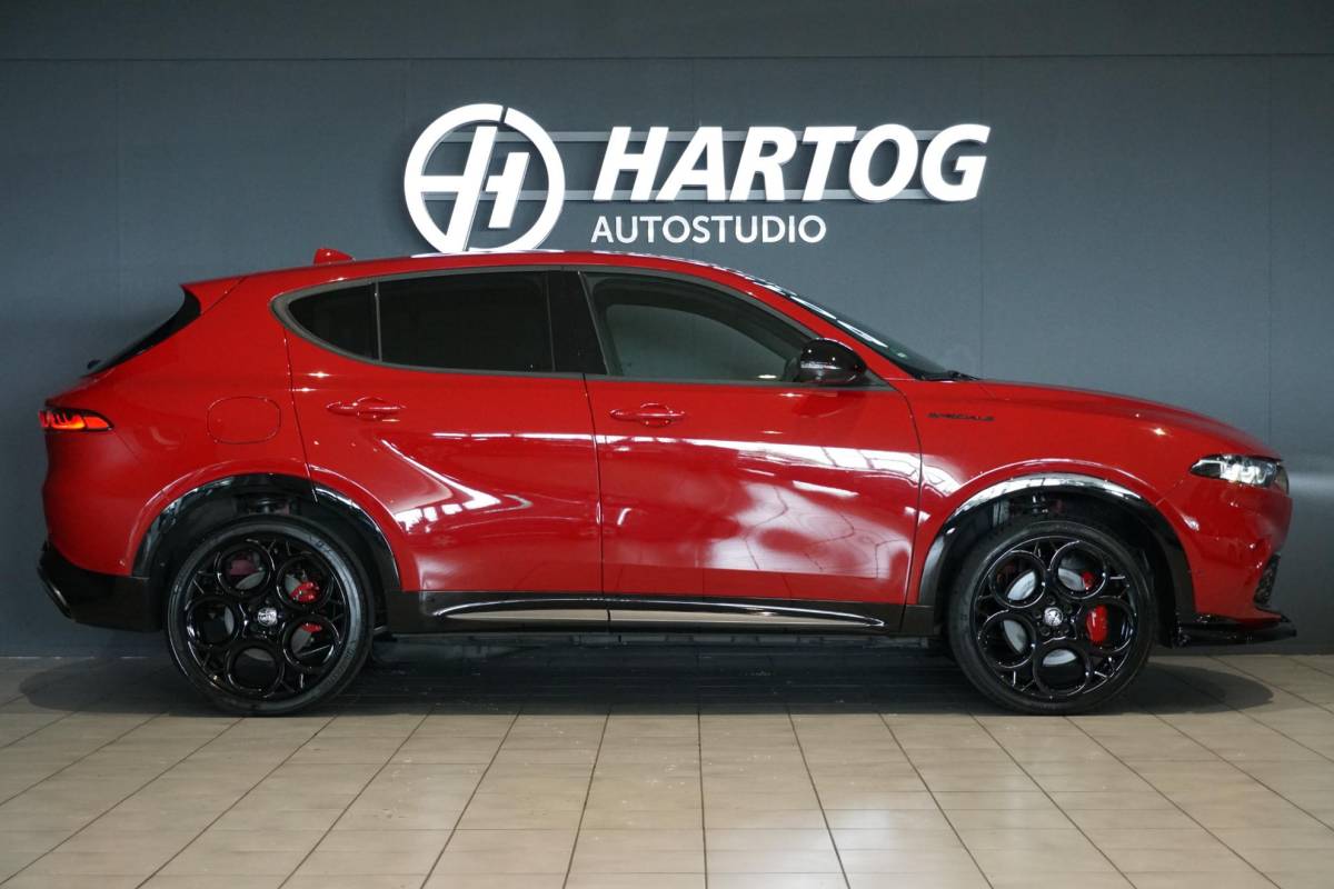 Alfa Romeo Tonale Alfa Romeo Tonale 1.3T PHEV Edizione Speciale 280PK + 360 CAMERA / STUURVERWARMING / DODEHOEK