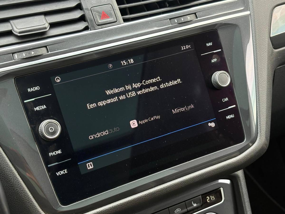 Volkswagen Tiguan Allspace Volkswagen Tiguan Allspace 1.5 TSI PANO/19INCH-R-LINE/VIRTUAL/CARPLAY/KEYLESS/LEDER
