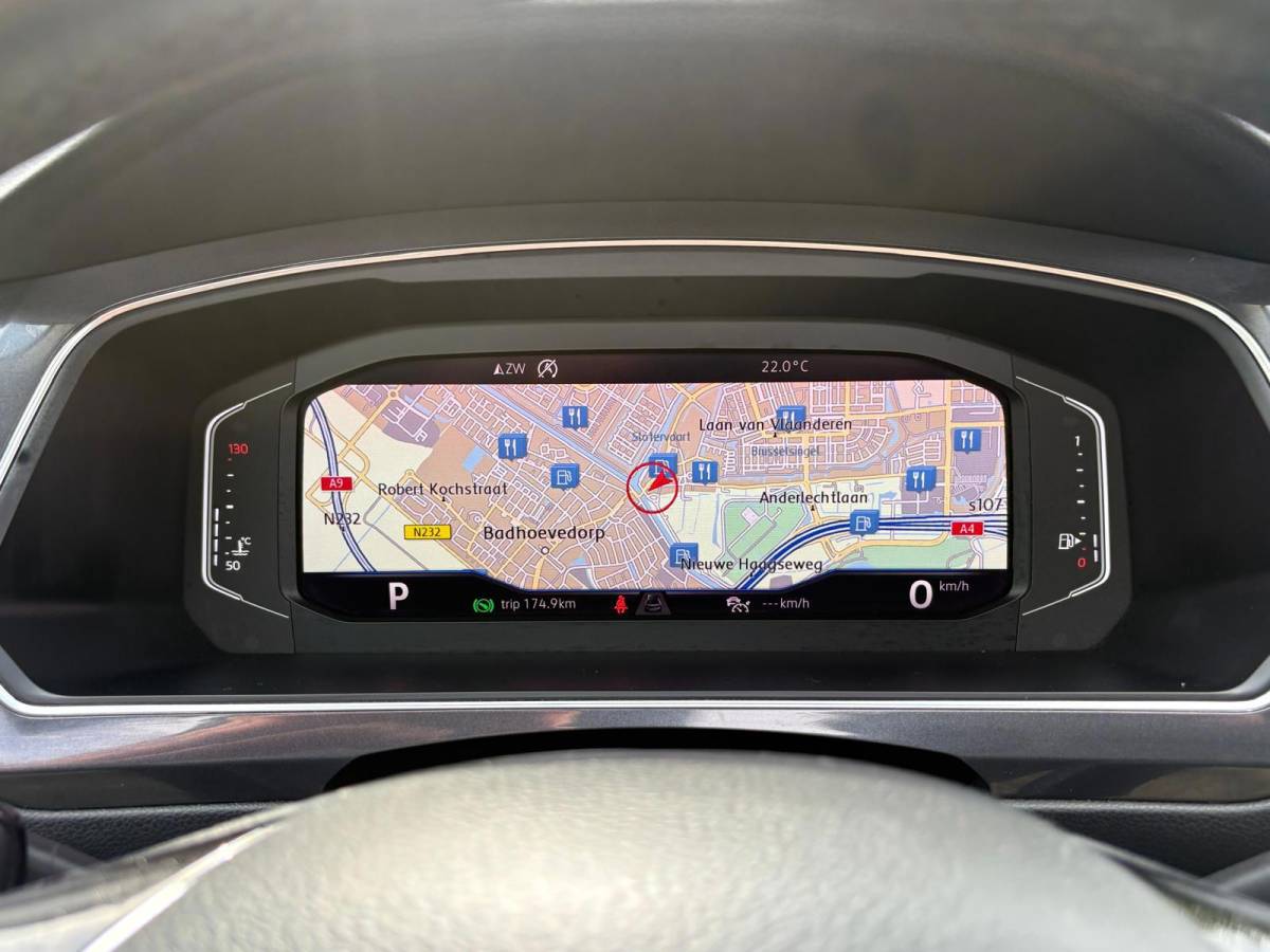 Volkswagen Tiguan Allspace Volkswagen Tiguan Allspace 1.5 TSI PANO/19INCH-R-LINE/VIRTUAL/CARPLAY/KEYLESS/LEDER