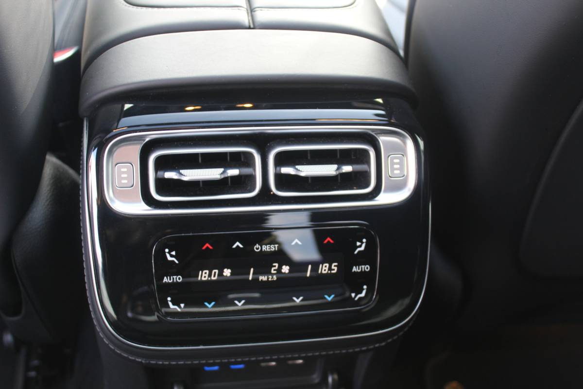 Mercedes-Benz S-Klasse Mercedes-Benz S-klasse 580e 4MATIC AMG Line Pano l Burmester l HUD l 360 camera l  Achterasbesturing l Rear executive l Dealer onderhouden l Proefrit op afspraak