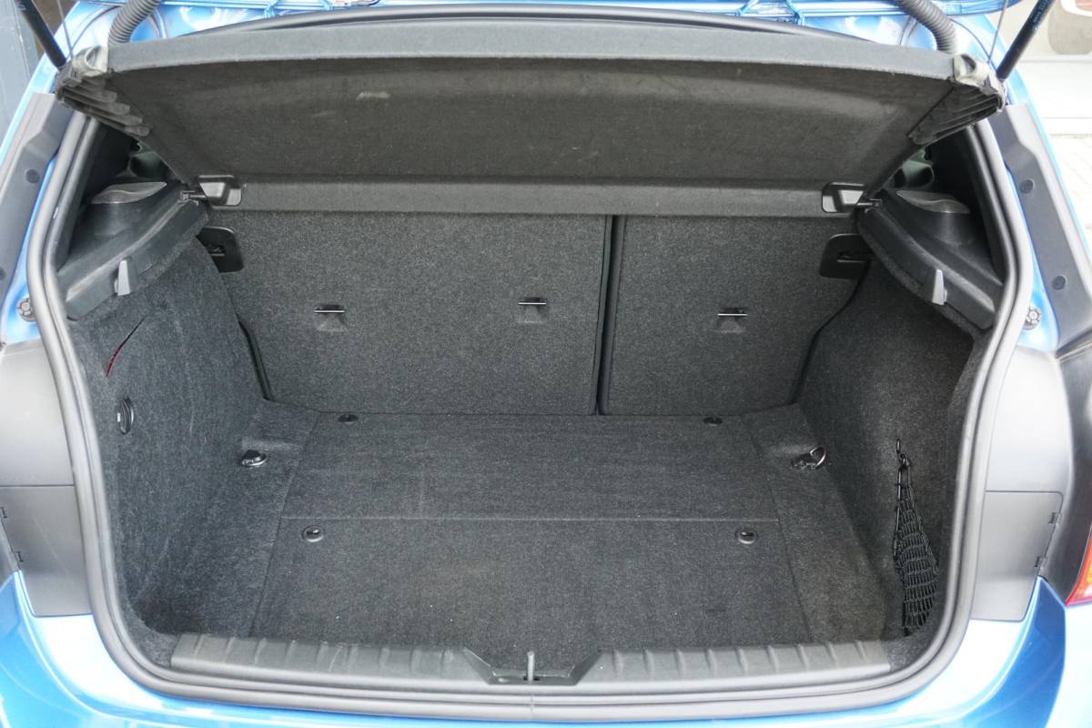 BMW 1 Serie BMW 1-serie 118i High Executive M Sport + CAMERA | HARMAN/KARDON | SPORTSTOELEN | LED