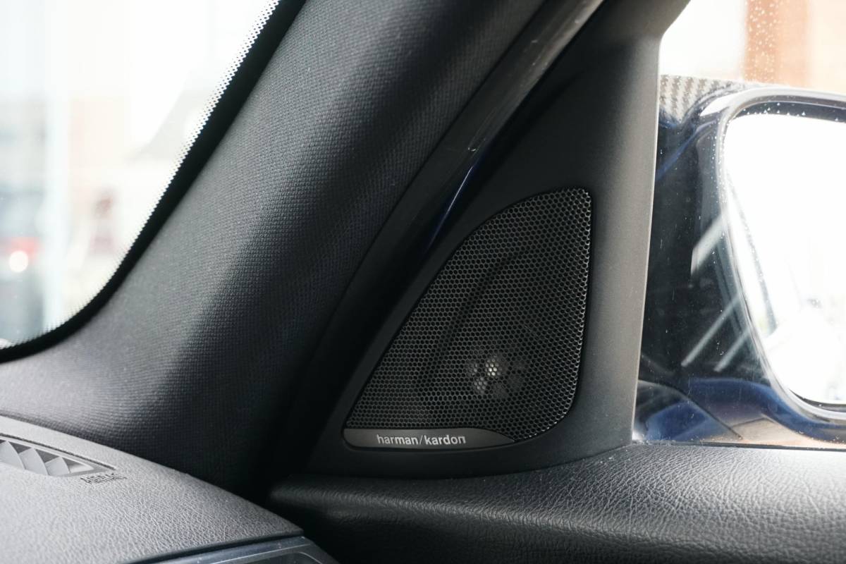 BMW 1 Serie BMW 1-serie 118i High Executive M Sport + CAMERA | HARMAN/KARDON | SPORTSTOELEN | LED