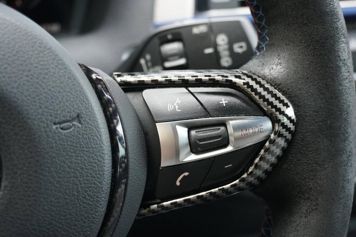 BMW 1 Serie BMW 1-serie 118i High Executive M Sport + CAMERA | HARMAN/KARDON | SPORTSTOELEN | LED