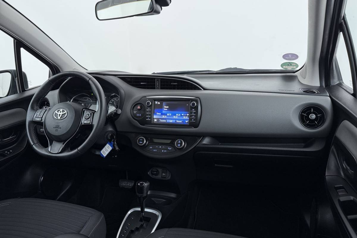 Toyota Yaris Toyota Yaris 1.5 Hybrid Aspiration | Org NL | Dealer Ond. | Climate Control | Camera |