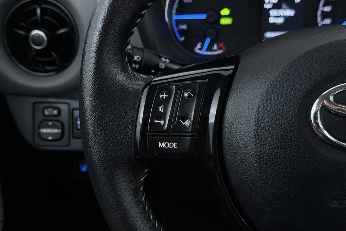 Toyota Yaris Toyota Yaris 1.5 Hybrid Aspiration | Org NL | Dealer Ond. | Climate Control | Camera |