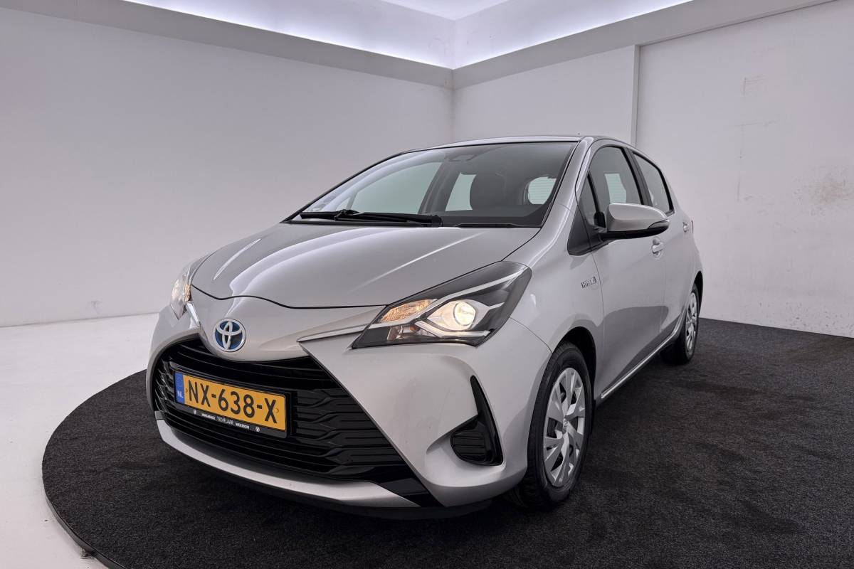 Toyota Yaris Toyota Yaris 1.5 Hybrid Aspiration | Org NL | Dealer Ond. | Climate Control | Camera |
