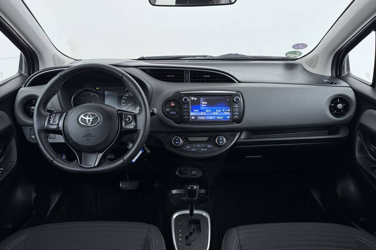 Toyota Yaris Toyota Yaris 1.5 Hybrid Aspiration | Org NL | Dealer Ond. | Climate Control | Camera |