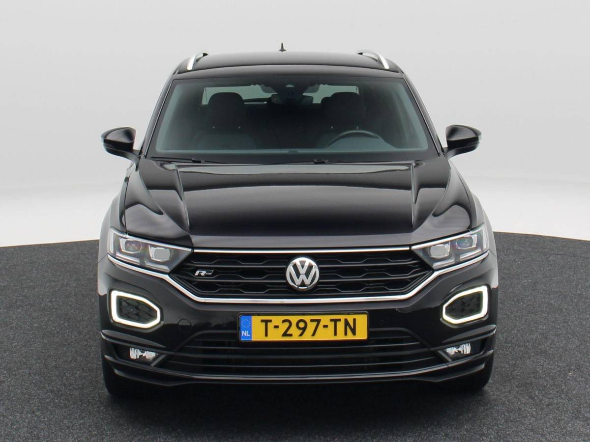 Volkswagen T-Roc Volkswagen T-Roc 1.5 TSi 150 Pk Automaat Sport Business R-Line | Full LED | Adaptive Cruise | Carplay | Stoelverwarming | LED | Camera | Airco | 19 Inch