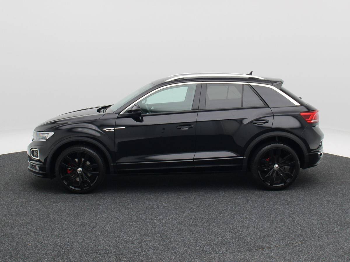Volkswagen T-Roc Volkswagen T-Roc 1.5 TSi 150 Pk Automaat Sport Business R-Line | Full LED | Adaptive Cruise | Carplay | Stoelverwarming | LED | Camera | Airco | 19 Inch