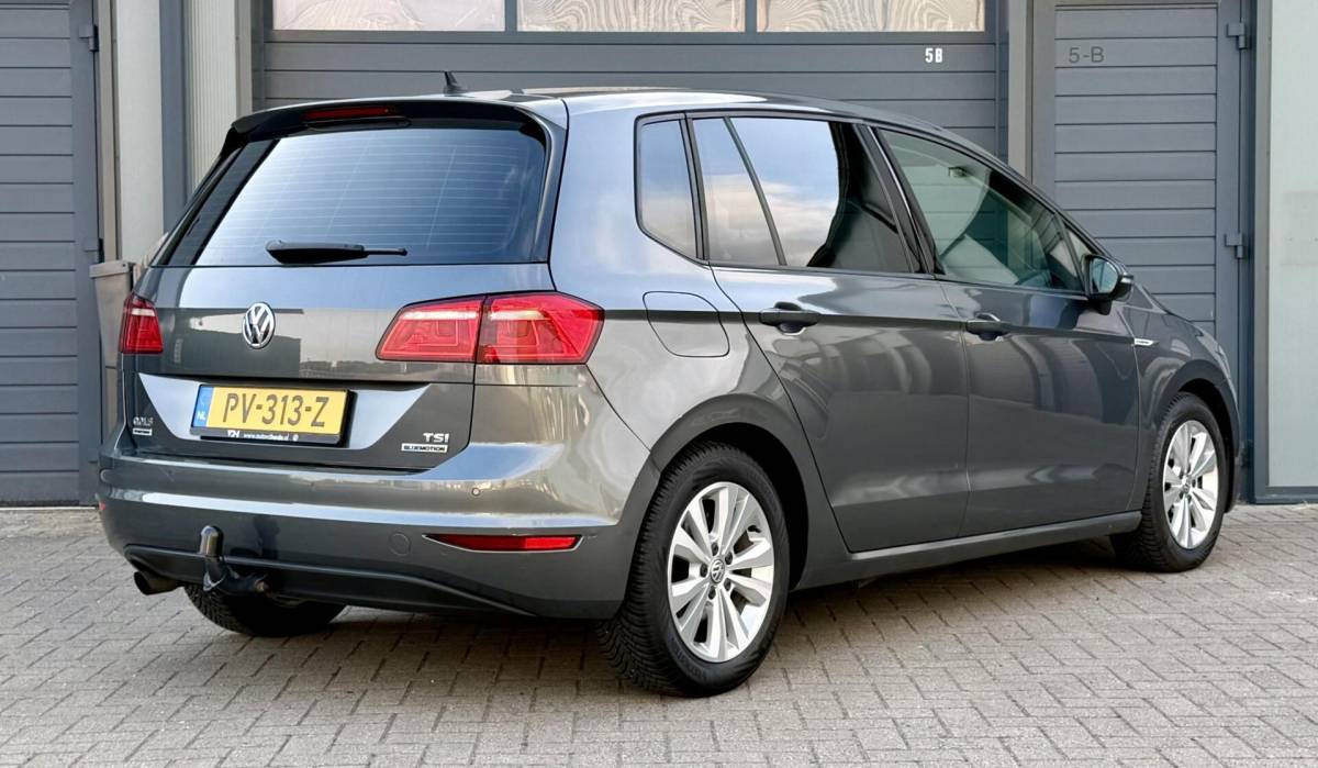 Volkswagen Golf Sportsvan Volkswagen Golf Sportsvan 1.0 TSI 116pk Comfortline | AUTOMAAT | Trekhaak | PDC | Cruise | Hoge Zit |