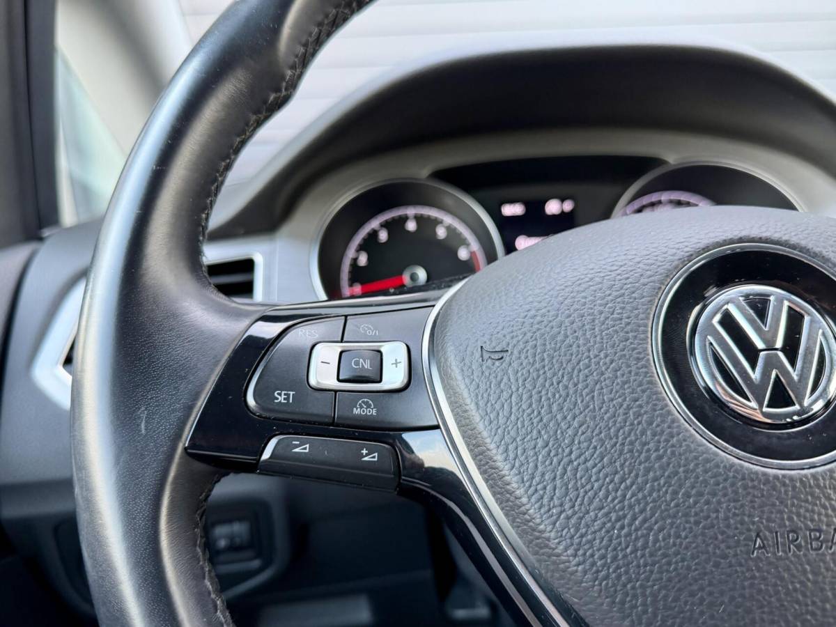 Volkswagen Golf Sportsvan Volkswagen Golf Sportsvan 1.0 TSI 116pk Comfortline | AUTOMAAT | Trekhaak | PDC | Cruise | Hoge Zit |
