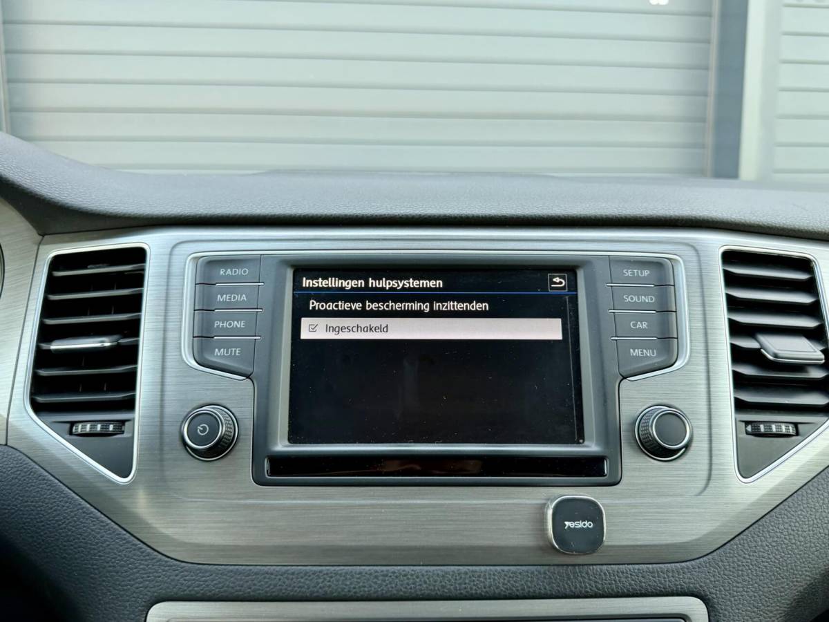 Volkswagen Golf Sportsvan Volkswagen Golf Sportsvan 1.0 TSI 116pk Comfortline | AUTOMAAT | Trekhaak | PDC | Cruise | Hoge Zit |