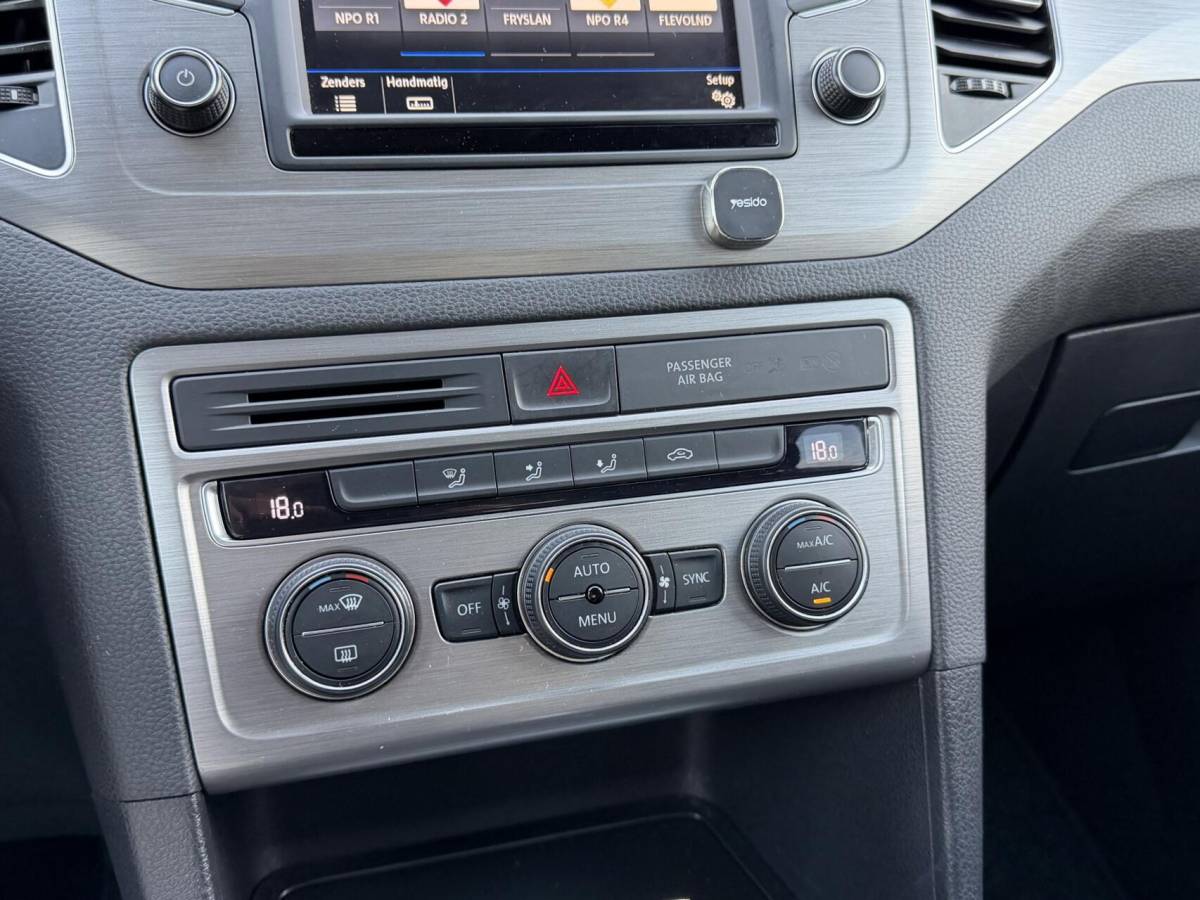 Volkswagen Golf Sportsvan Volkswagen Golf Sportsvan 1.0 TSI 116pk Comfortline | AUTOMAAT | Trekhaak | PDC | Cruise | Hoge Zit |
