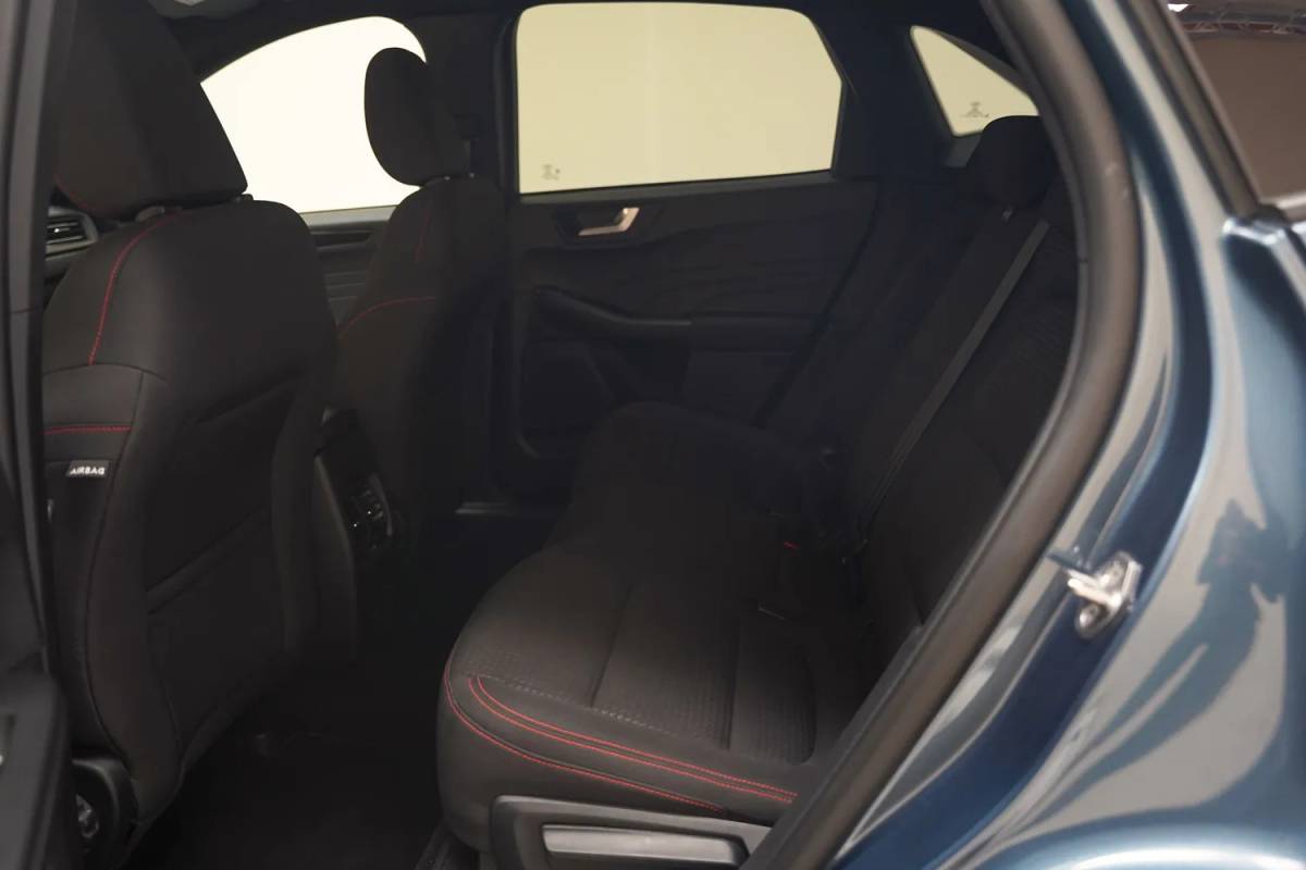 Ford Kuga Ford Kuga 2.5 PHEV ST-Line Aut. [ Head-up Camera Winterpakket ]