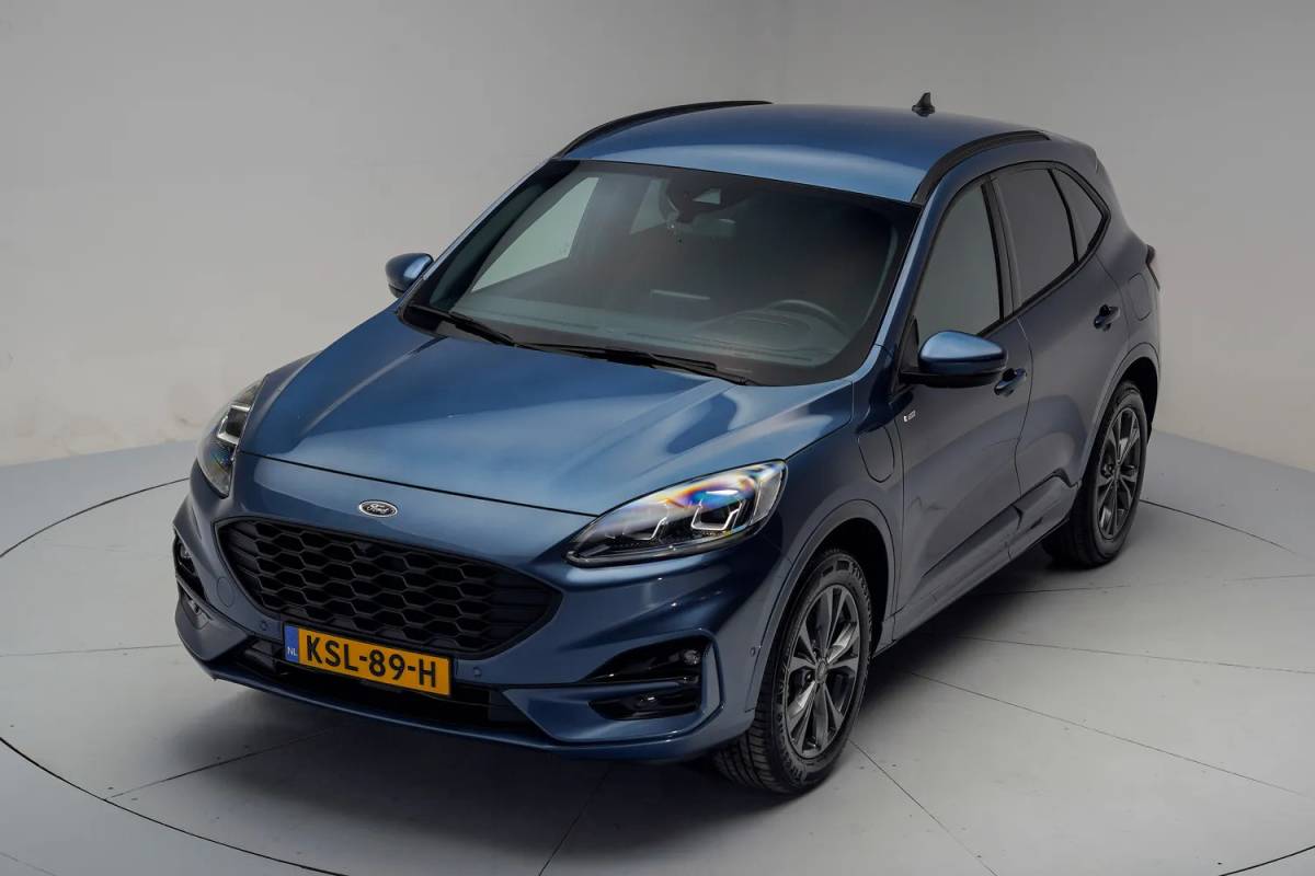 Ford Kuga Ford Kuga 2.5 PHEV ST-Line Aut. [ Head-up Camera Winterpakket ]