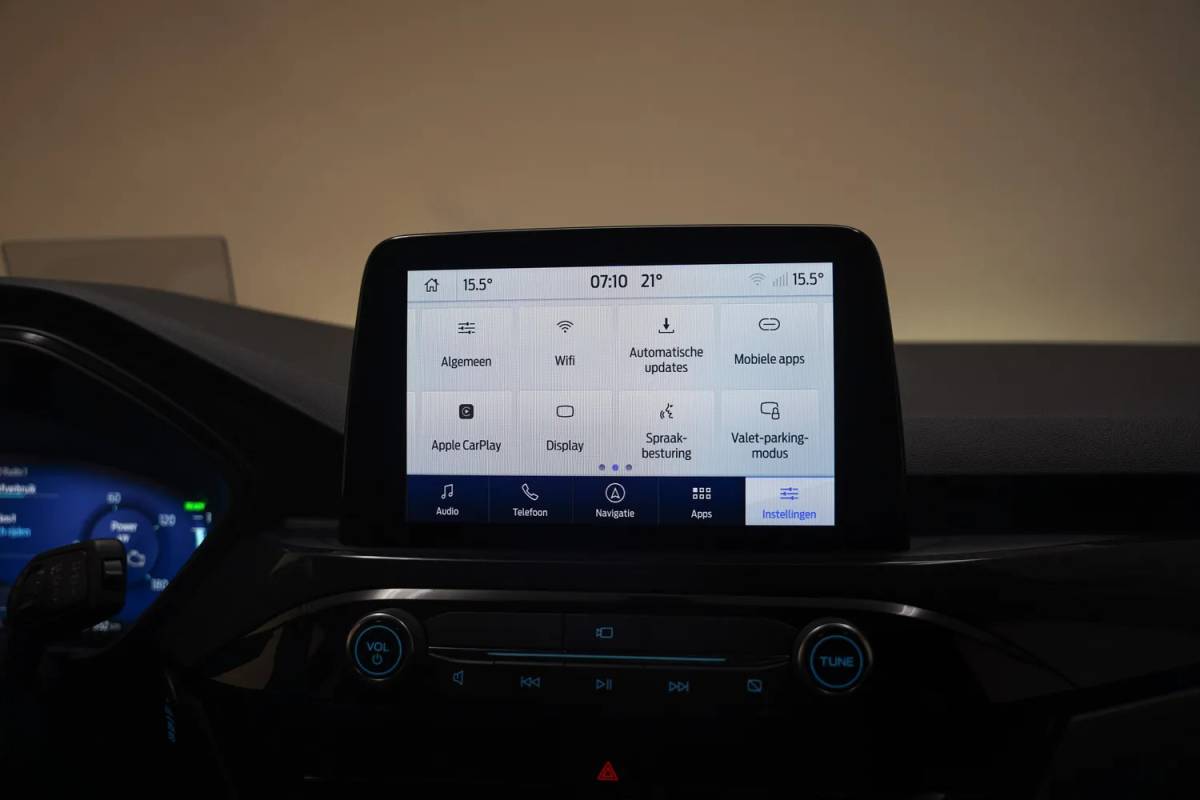 Ford Kuga Ford Kuga 2.5 PHEV ST-Line Aut. [ Head-up Camera Winterpakket ]