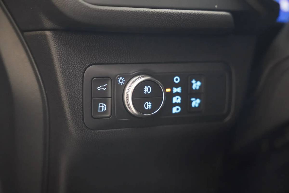 Ford Kuga Ford Kuga 2.5 PHEV ST-Line Aut. [ Head-up Camera Winterpakket ]