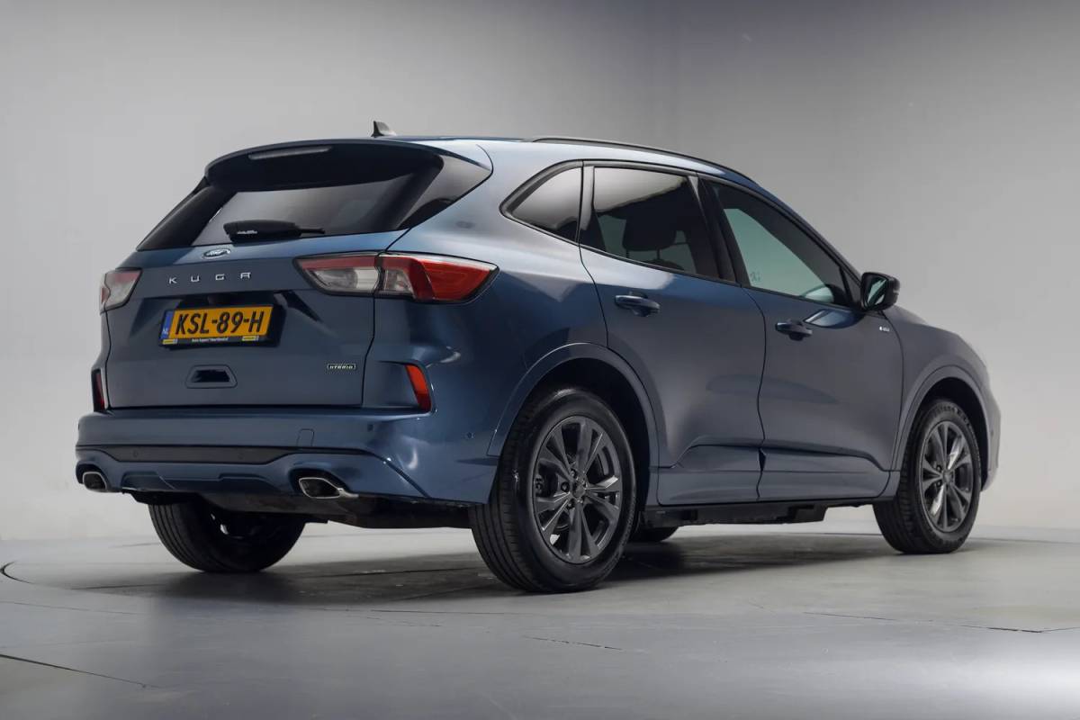 Ford Kuga Ford Kuga 2.5 PHEV ST-Line Aut. [ Head-up Camera Winterpakket ]