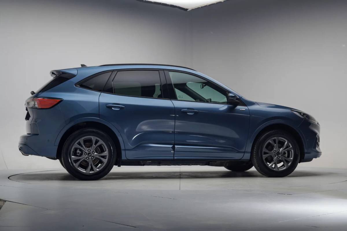 Ford Kuga Ford Kuga 2.5 PHEV ST-Line Aut. [ Head-up Camera Winterpakket ]