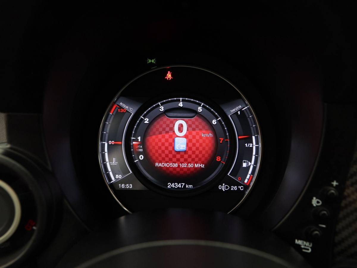Fiat 500 Fiat 500 1.4 T-Jet Abarth 180 Pk Esseesse 70th Anniversary | Kuipstoelen Carbon | Akrapovic | Beats Audio | Bluetooth | Navigatie | Climate Control | 17 Inch | 24.334 Km!!