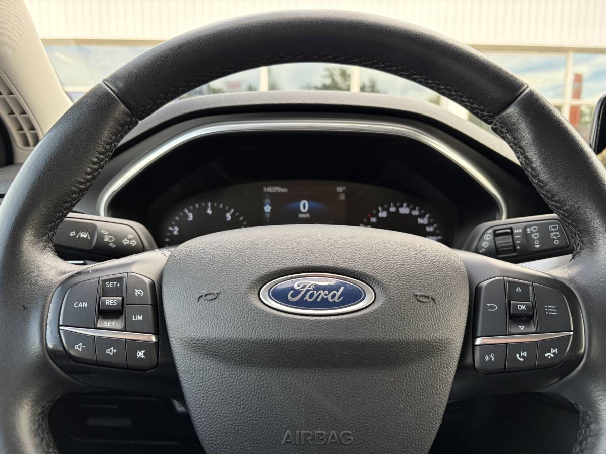 Ford Focus Ford Focus Wagon 1.0 EcoBoost Titanium Business | PDC | Navi | Trekhaak | Carplay | Rijklaar met beurt & garantie!