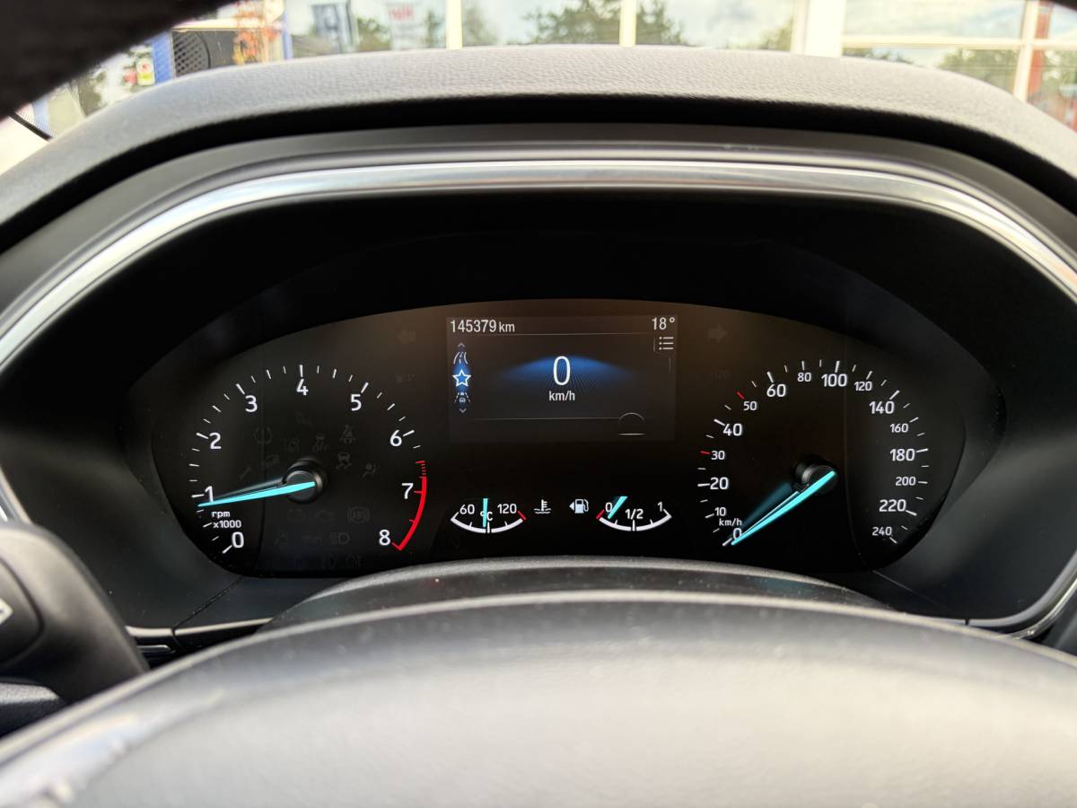 Ford Focus Ford Focus Wagon 1.0 EcoBoost Titanium Business | PDC | Navi | Trekhaak | Carplay | Rijklaar met beurt & garantie!