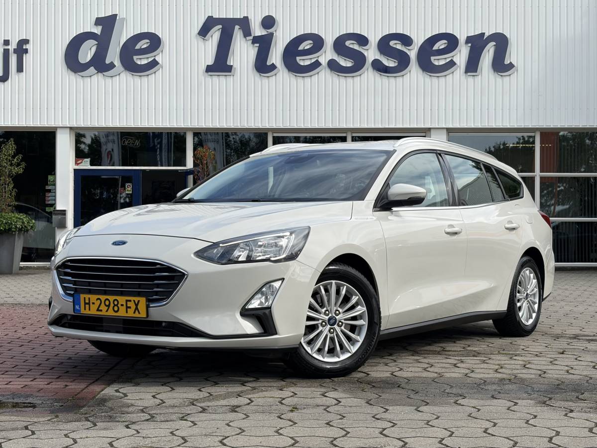 Ford Focus Ford Focus Wagon 1.0 EcoBoost Titanium Business | PDC | Navi | Trekhaak | Carplay | Rijklaar met beurt & garantie!
