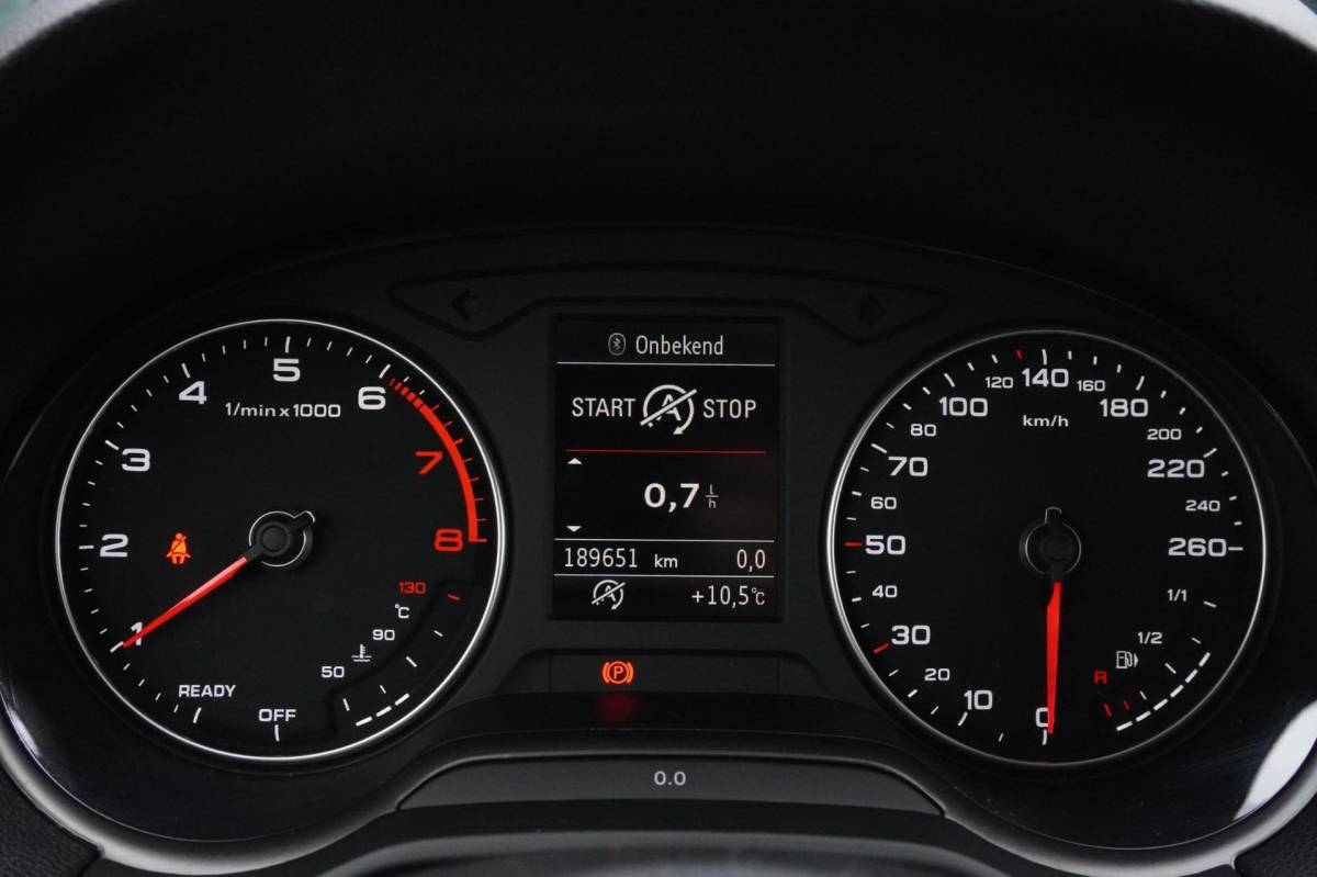 Audi Q2 Audi Q2 30 TFSI epic | Airco | Navigatie | Trekhaak | PDC | 2020 | Vol opties | Inruil mogelijk
